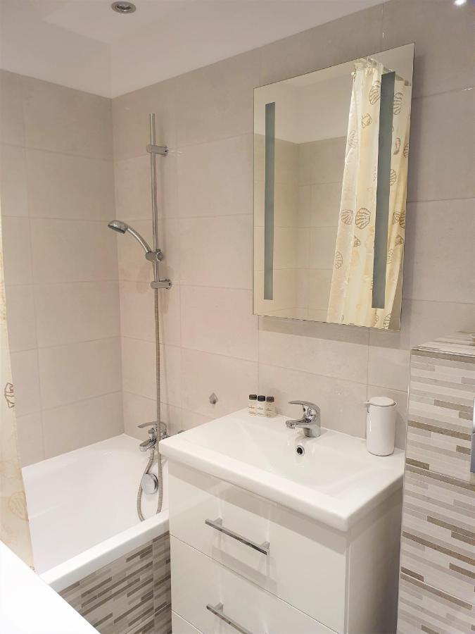 Wera - Klimatyczny Apartament 300 M Od Plazy Brzezno - Azw גדנסק מראה חיצוני תמונה